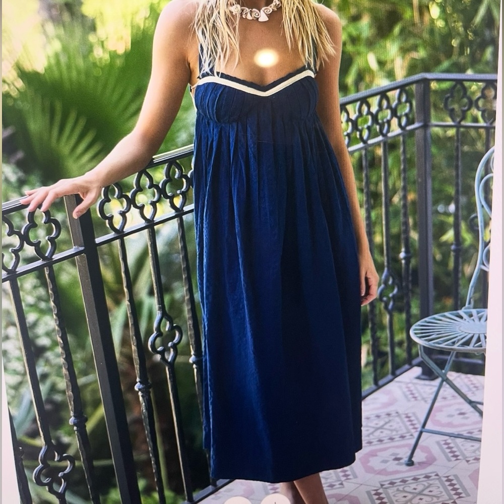 Elegant Blue Maxi Dress